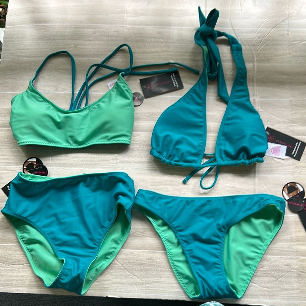 No Boundaries NWT Reversible Bikini Bottom